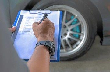 Visual tyre and wheel inspection